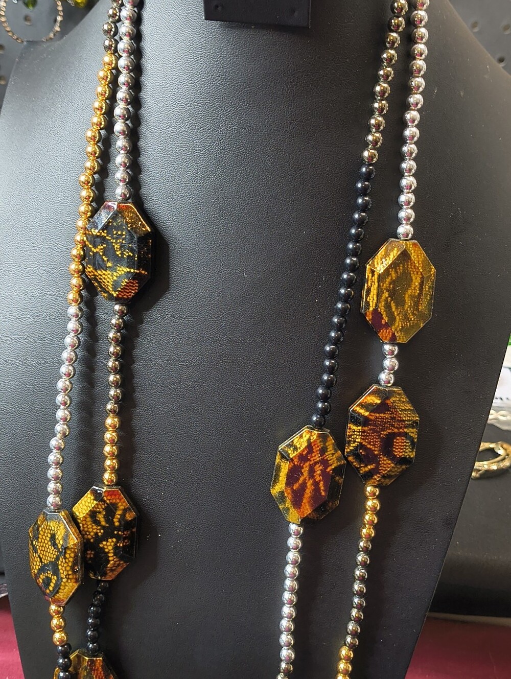 Vintage 90s Leopard Print Acrylic Necklace Earrings Set Long Statement Piece - Picture 7 of 11